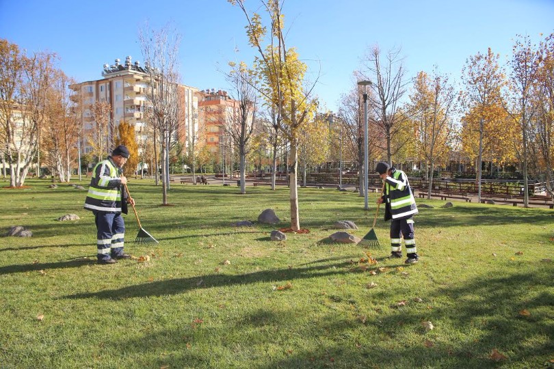 Şehitkamil'deki Parklarda Bahar Hazırlığı Başladı