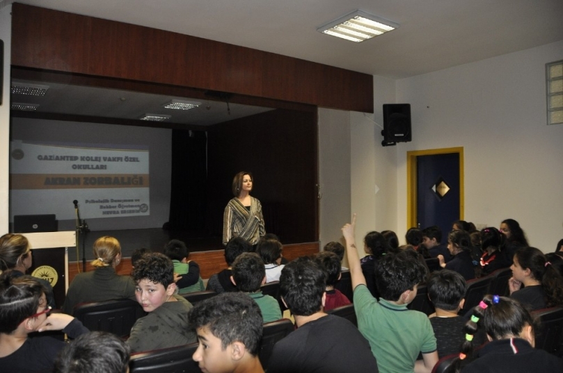 Gaziantep’te "Akran Zorbalığı" semineri