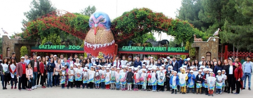 “Güçlü kadın, güvenlik gelecek"  projesi kapsamında minikler hayvanat bahçesinde