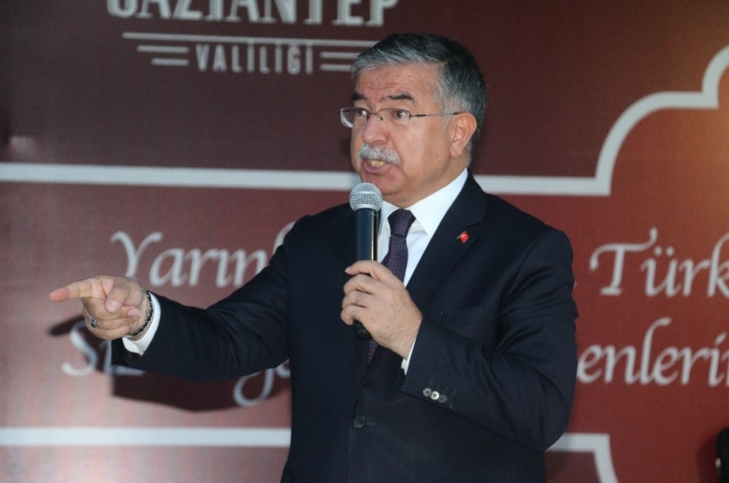 Milli Eğitim Bakanı Yılmaz, Gaziantep’te öğretmenlerle iftarda buluştu