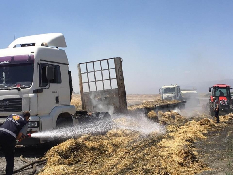 Saman yüklü tır alev alev yandı