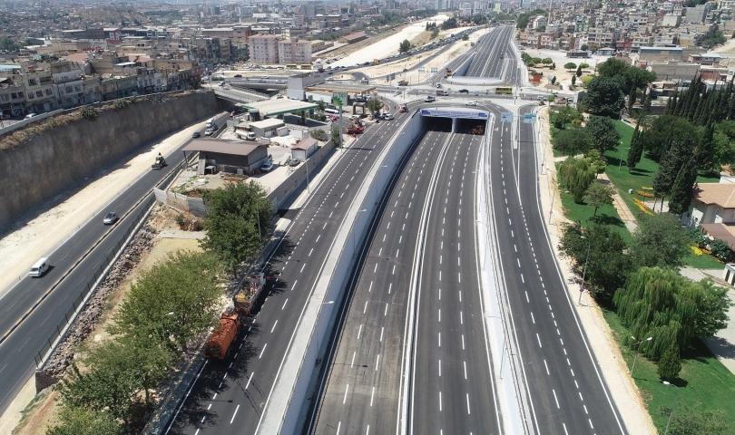 Mezarlık Kavşağı Köprüsü Bayram Öncesi Trafiğe Açıldı