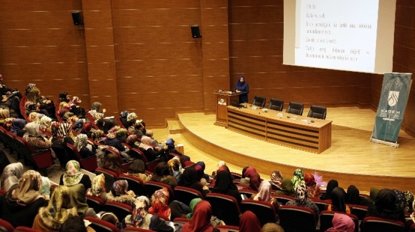 Doç. Dr. Martı'dan GAÜN’de konferans