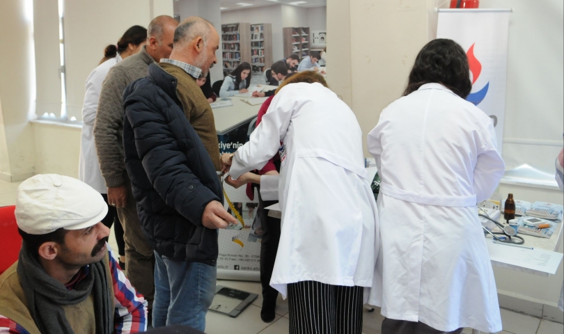 Sanko Üniversitesi Yavuzeli İlçesi’nde Konferans Düzenledi