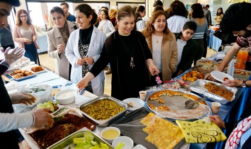 GAÜN Tıp Fakültesi Öğrencileri Yararına Kermes