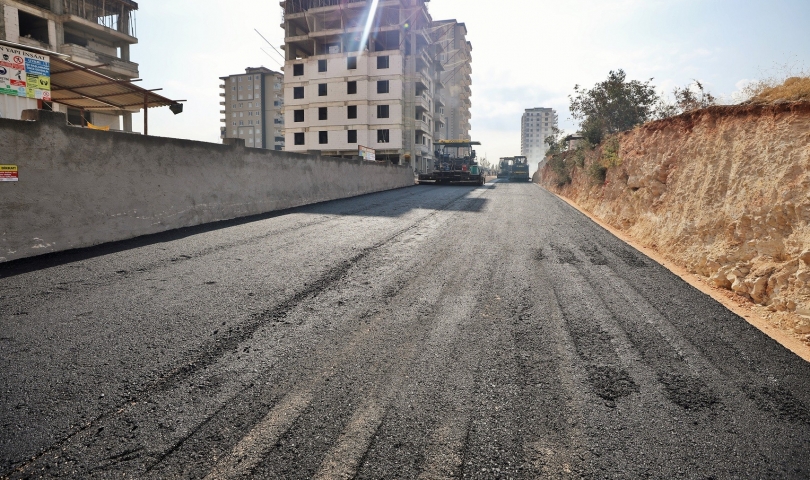 Alparslan’a modern yollar kazandırılıyor