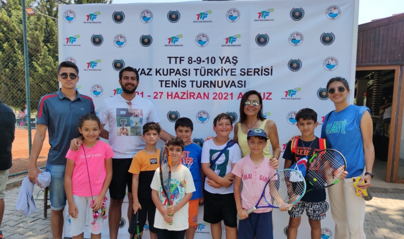 Antalya ve Hatay’da düzenlenen şampiyonalarda Büyükşehir rüzgarı esti!