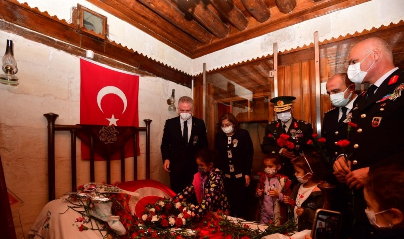 Gazi Mustafa Kemal Atatürk, vefatının 83.yıldönümünde  törenlerle anıldı