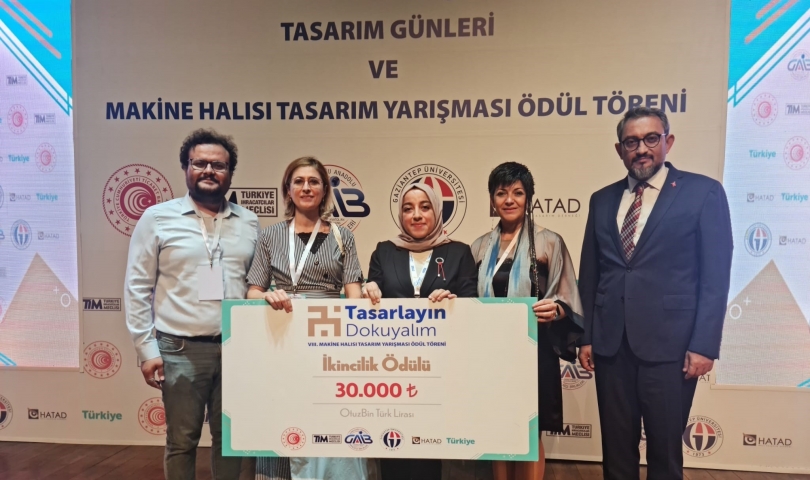 Halı tasarımı öğrencisine GAHİB’ten büyük ödül