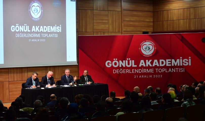 Vali Gül: “Kapı kapı dolaşarak sorun oluşmadan koruyucu ve  önleyici tedbirleri hayata geçirmeliyiz”