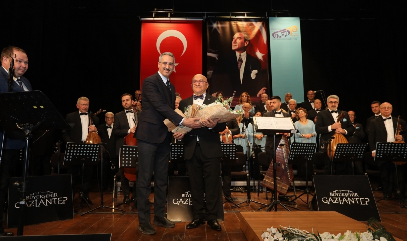 Gaziantep Büyükşehir’in katkılarıyla Gaziantep Türk Musikisi Derneği’nin “70’inci Yıl Özel Konseri” yapıldı