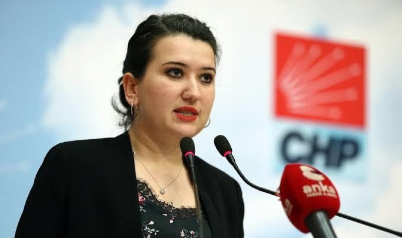 CHP Genel Başkan Yardımcısı Gökçe Gökçen: “Üniversitede siyaset istemiyoruz diyerek siyasetin ta kendisini yapanlar, bize kenan evren’i hatırlatıyor.”