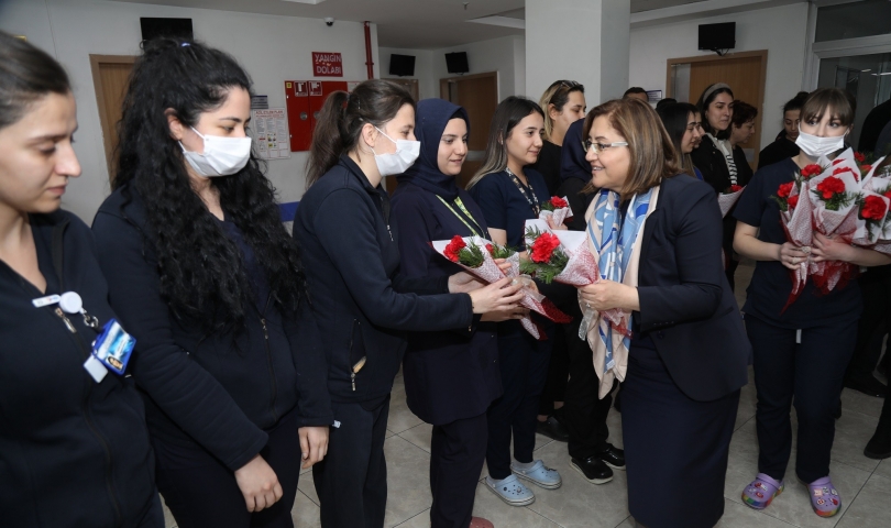 Başkan Fatma Şahin’den 14 Mart Tıp Bayramında fedakar hemşirelere ziyaret!