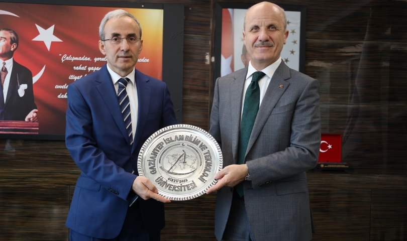 YÖK Başkanı Erol  Özvar’dan Rektör Şehmus  Demir’e ziyaret