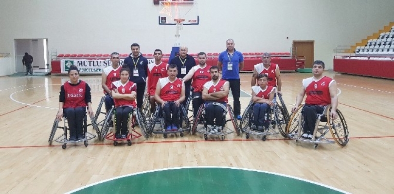 Basketin lideri, Aksaray Belediyespor'u affetmedi