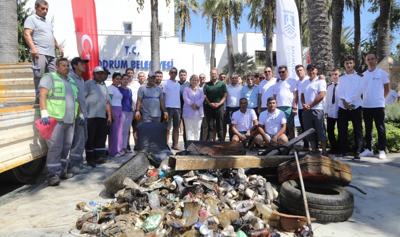 Deniz Dibi Temizliği Atık Fotoğraflar Sergisiyle Son Buldu