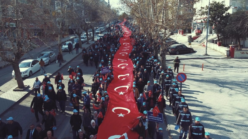 Şahinbey belediyesi Başkomutana destek için yürüdü