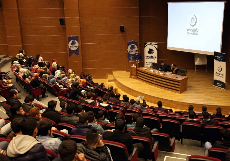 GAÜN’de “Korkut Ata Ne Söyledi” söyleşisi