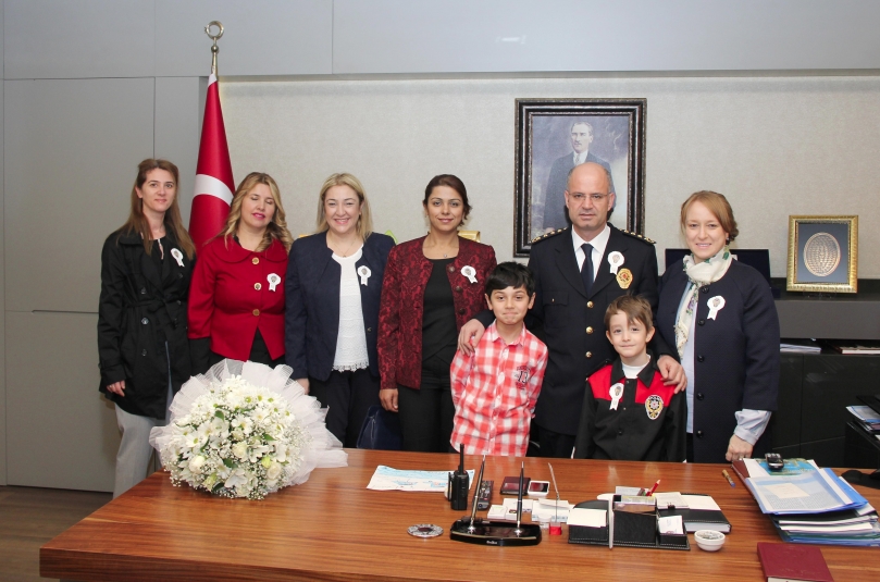 İl Emniyet Müdürü Gülveren, Anneler Gününü kutladı