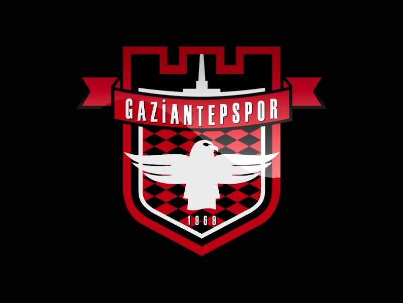 Gaziantepspor yönetiminin birbirine girdiği iddialarına Bülent Uygun’dan sert tepki