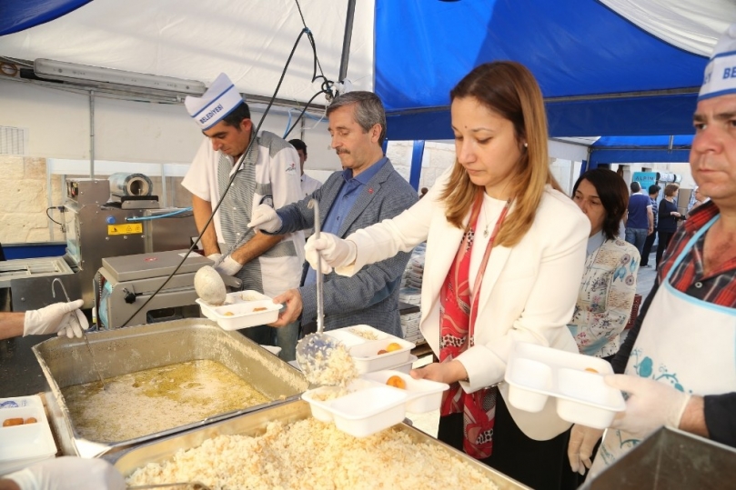 Bakbak, Şıh meydanın’da iftar sofrasına katıldı