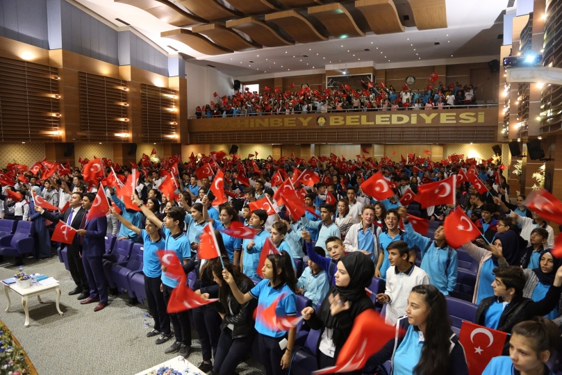 Başkan Tahmazoğlu, “Milli Şuura Sahip Gençler Yetişecek”