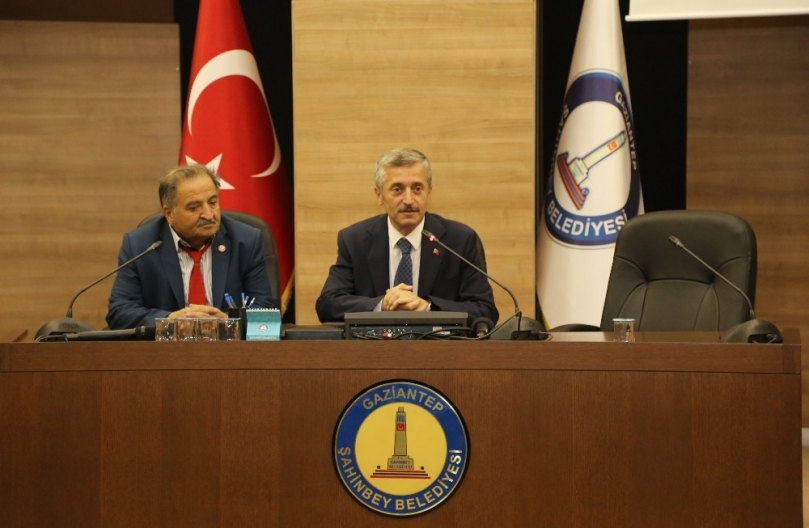 Muhtarlardan Belediye Başkanı Tahmazoğlu’na ziyaret