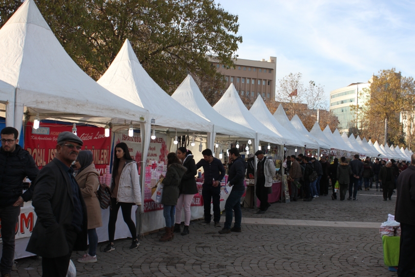 Yöresel lezzetler fuarı açıldı