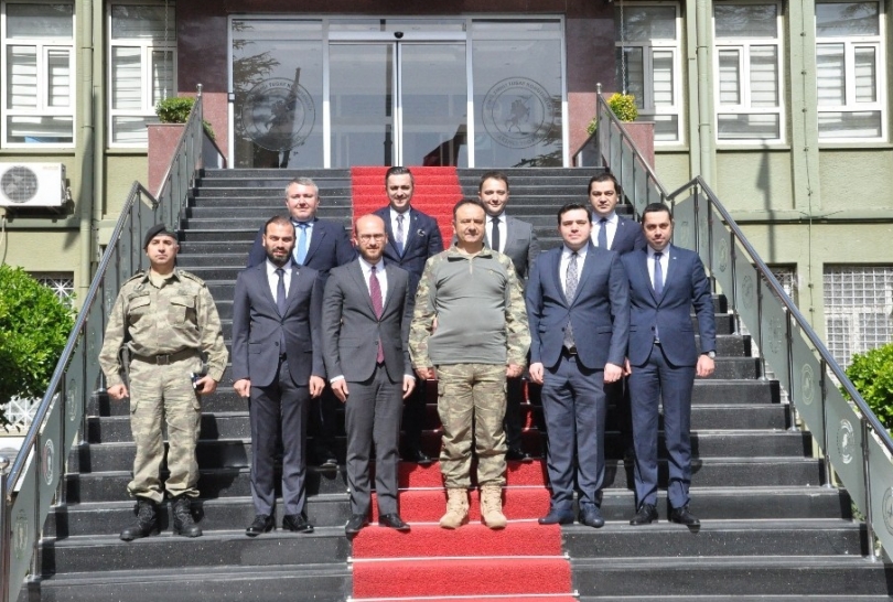 GAGİAD yönetim kurulu üyelerinden Tugay Komutanı Ekiyor’a ziyaret