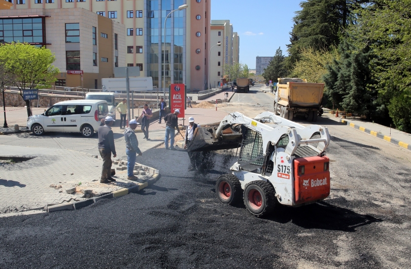 Hastaneye Nitelikli Yollar Kazandırılıyor