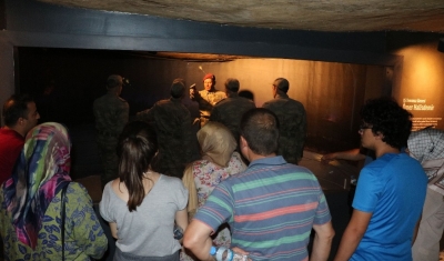 Savaş Müzesinde Ömer Halisdemir köşesi