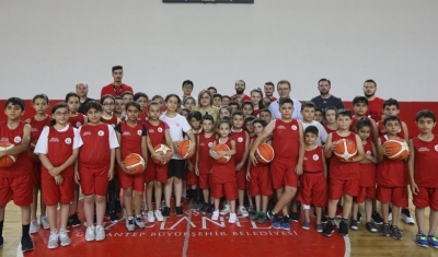 Gaziantep’te 12 branşta 20 bin öğrenciye yaz spor kursu