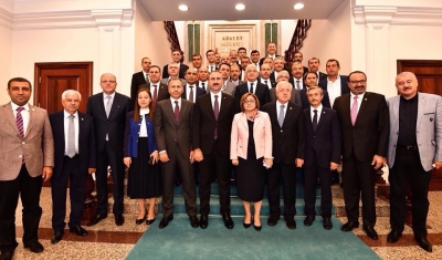 Kılıç’tan Gaziantep Milletvekilleri’ne hayırlı olsun ziyareti