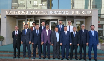 Güneydoğulu halıcılar yeni hedef pazarlara yöneliyor