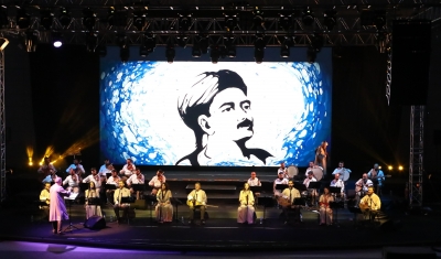 HKÜ’de İftar Yemeği Sonrası Yunus Dilinden Konser