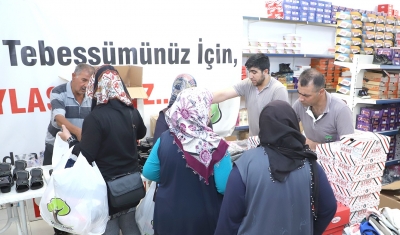 Şehitkamil’in bayramlıkları yüzleri güldürdü