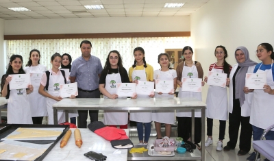Pasta yapmayı öğrendiler, sertifika sahibi oldular