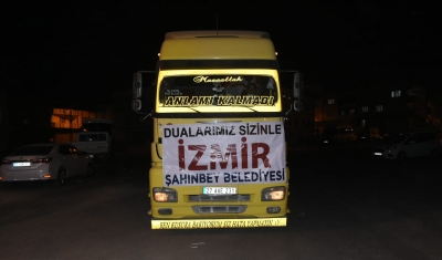 Şahinbey Belediyesi’nden İzmir’e 1 tır dolusu gıda yardımı
