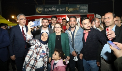 Başkan Şahin, Gazianteplilerle iftar sofrasında buluştu