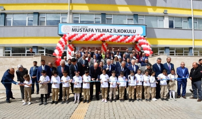 Eski Bakan Mustafa Yılmaz’ın katılımıyla adını taşıyan okul açıldı