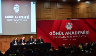 Vali Gül: “Kapı kapı dolaşarak sorun oluşmadan koruyucu ve  önleyici tedbirleri hayata geçirmeliyiz”