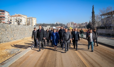 GAZİRAY Tüneli’nin üstü yeşilleniyor