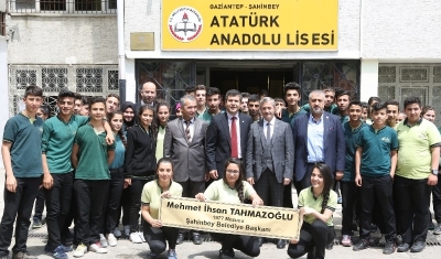 Belediye Başkanı, öğrencilerle buluştu