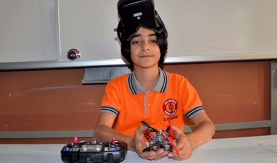 11 Yaşındaki Öğrenciden Bombaları Tespit Eden Drone!