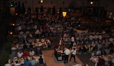 Gazeteciler, iftar yemeğinde buluştu