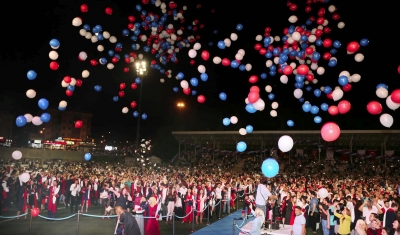 GAÜN Mezuniyet Coşkusu