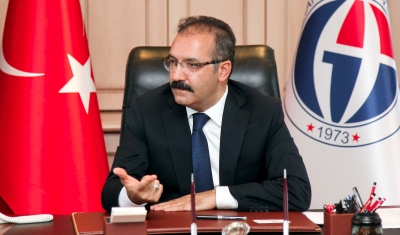 Rektör Gür: Geçmişimle Gurur Duyuyorum