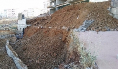 Gaziantep’te istinat duvarı çöktü