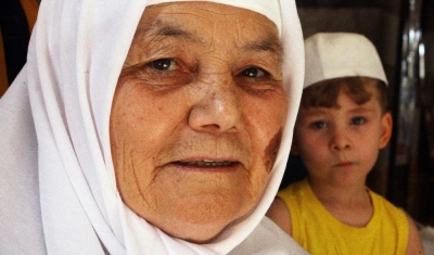 Nine torun hac yolunda