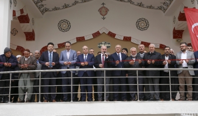 15 Temmuz Şehitler Camisi’nde ilk namaz kılındı